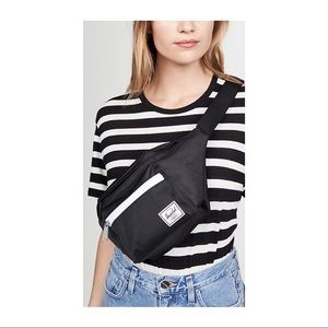 Black Hershel Supply  Hip Pack / Fannypack